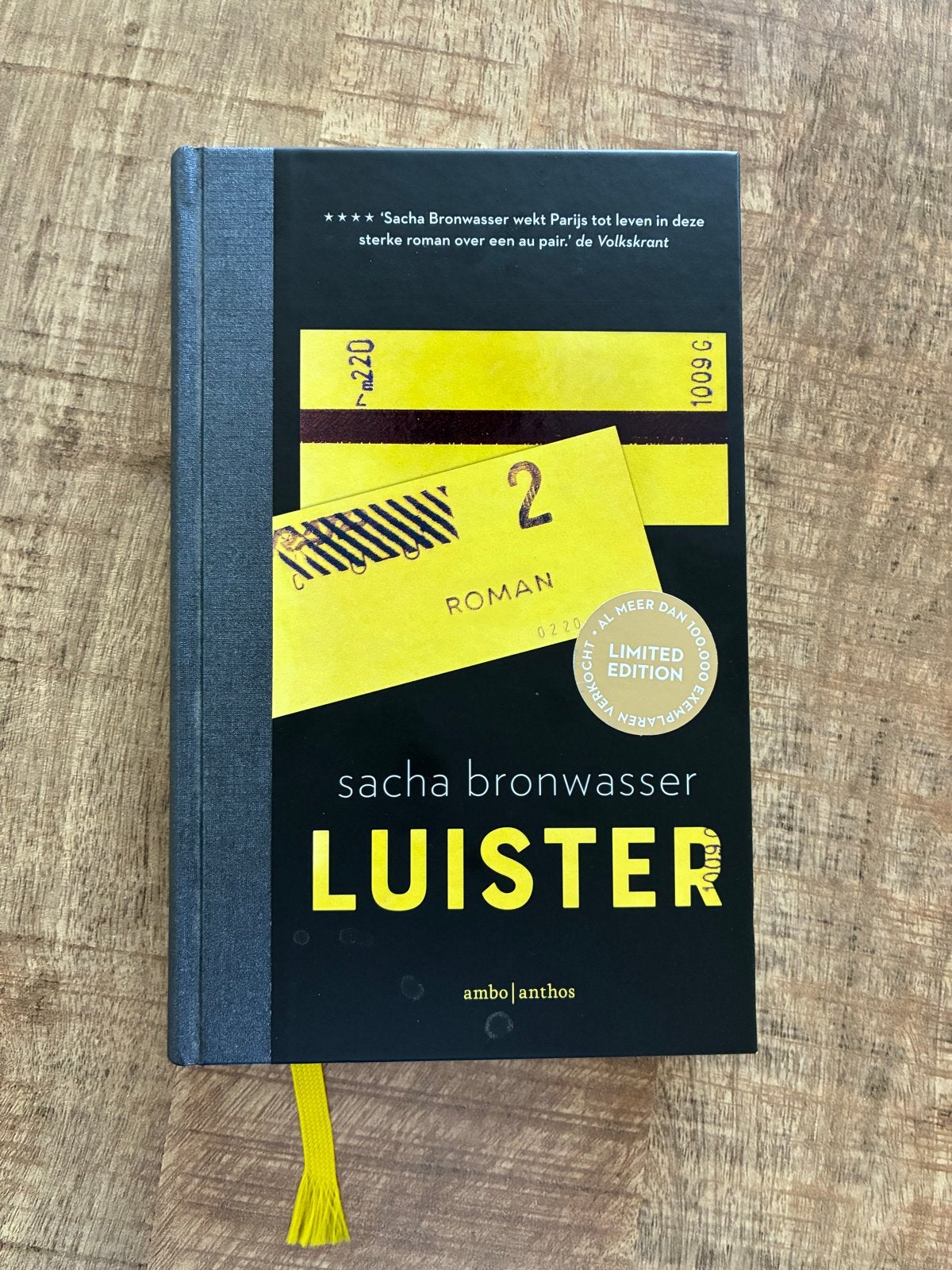 Luister - Sacha Bronwasser (Limited Edition), Ophalen of Verzenden, Zo goed als nieuw