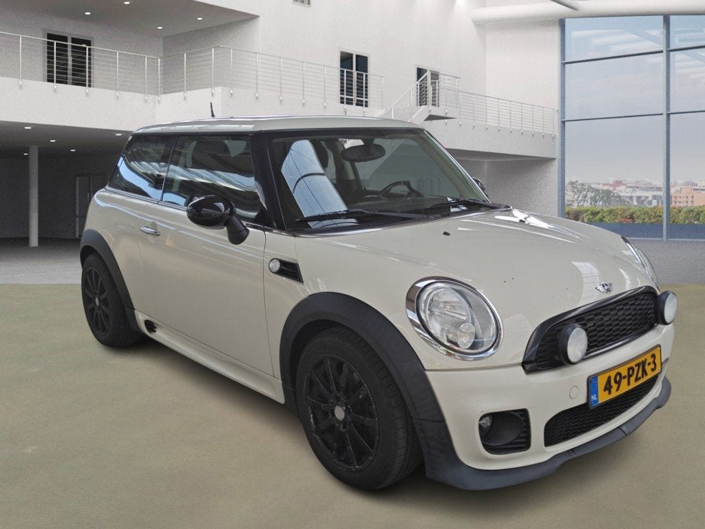 Mini 3-Deurs 1.6 One MINIMALIST Business Line|JOHN COOPER WO, Auto's, Mini, Voorwielaandrijving, Euro 5, 4 stoelen, Wit