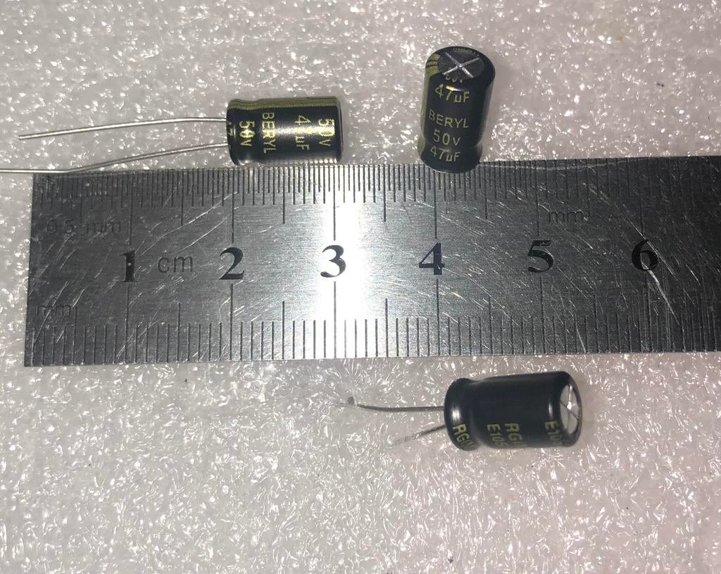 Beryl 47uF 50v audio elco, Hobby en Vrije tijd, Elektronica-componenten, Nieuw, Ophalen of Verzenden