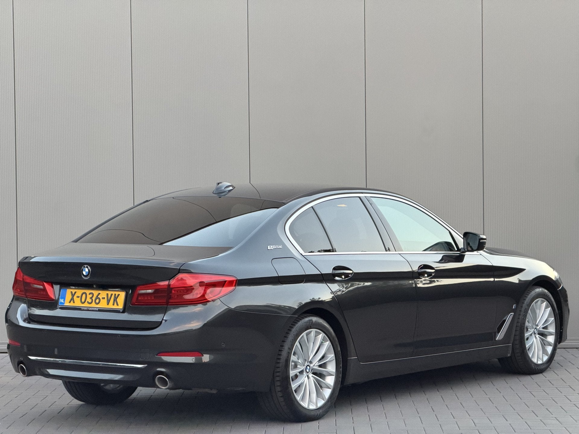BMW 5 Serie 530e iPerformance High Executive | Leder | Sport, Auto's, BMW, 1998 cc, Achterwielaandrijving, 4 cilinders, Bedrijf