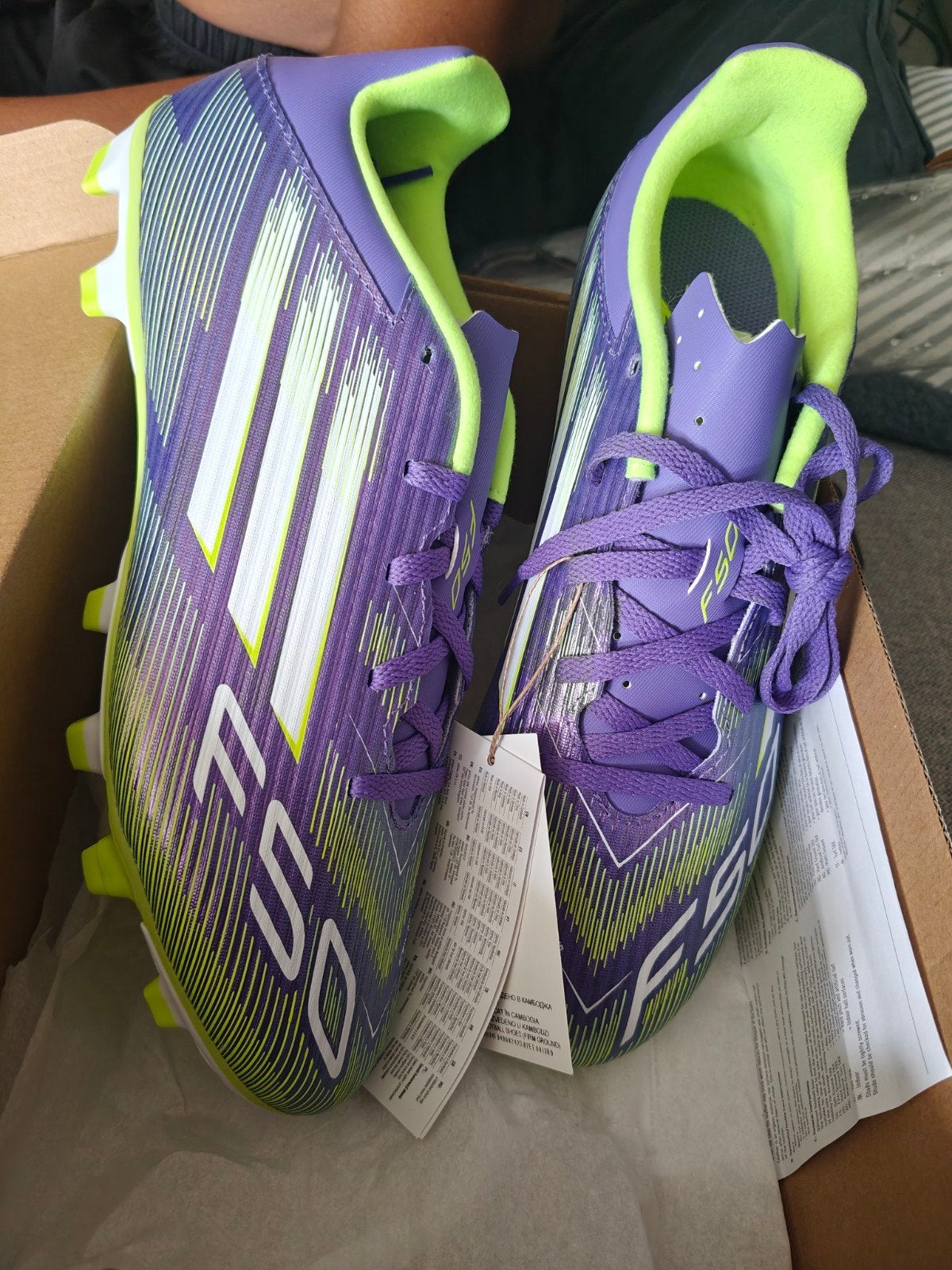Nieuw in doos - Adidas F50 club FG/MG maat 42, Overige kleuren, Sportschoenen, Nieuw, Ophalen of Verzenden