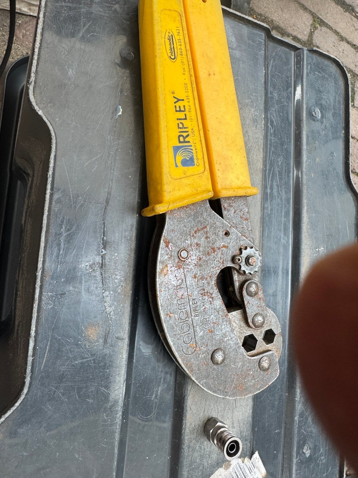 Ripley f connector krimptang, Ophalen, Zo goed als nieuw