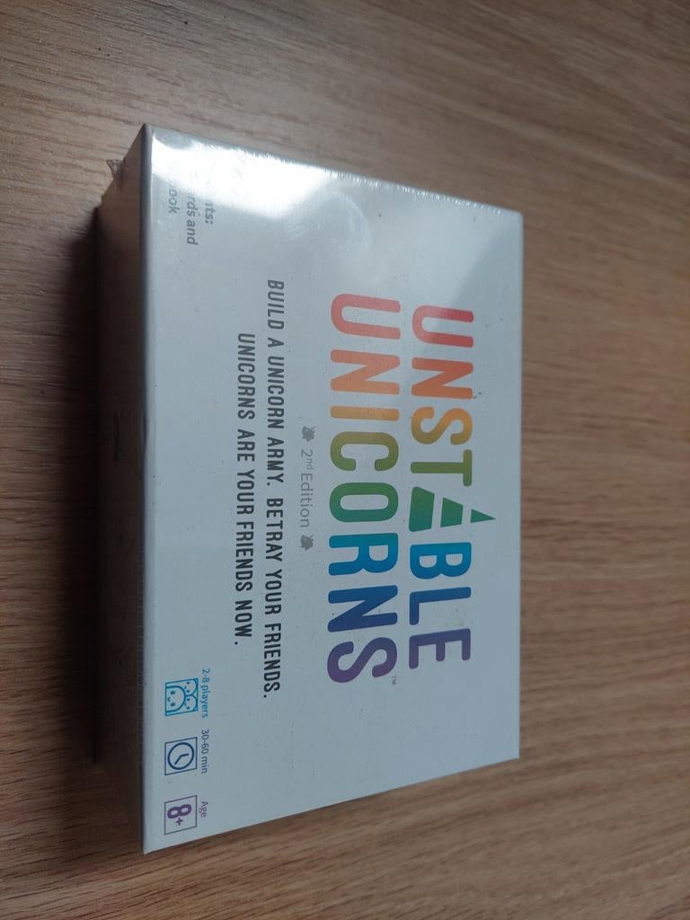 Unstable unicorns english version, Hobby en Vrije tijd, Gezelschapsspellen | Bordspellen, Ophalen of Verzenden, Nieuw