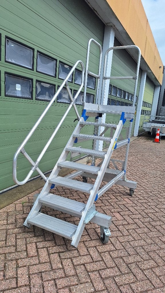 Bordestrap boottrap bordeshoogte 151 cm, Doe-het-zelf en Verbouw, Ophalen, Gebruikt, Trap, Minder dan 2 meter