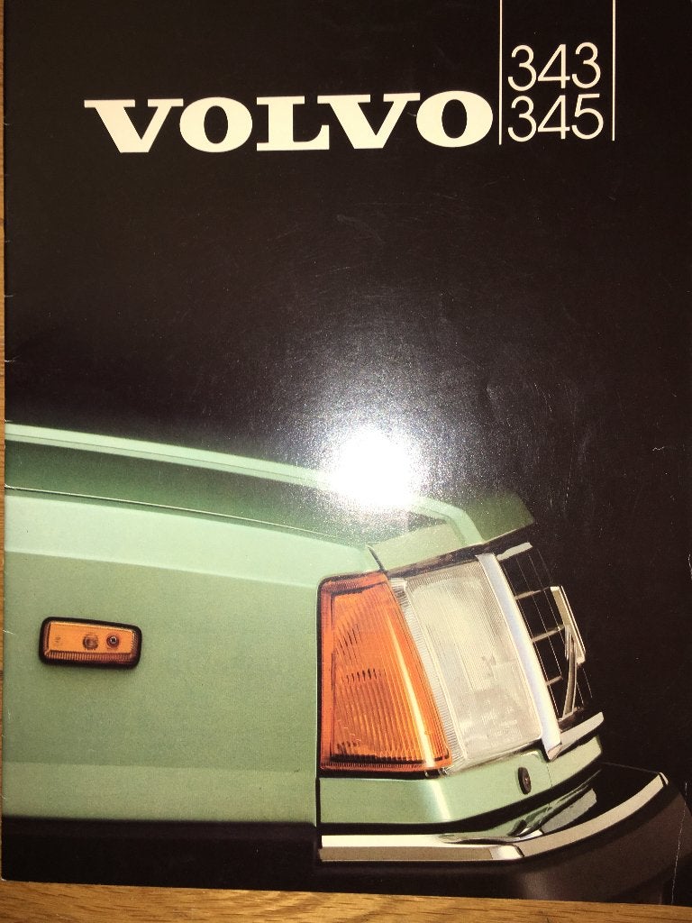 5x Volvo 343 345 340 360 accessoires folders brochures 82-85, Ophalen of Verzenden, Zo goed als nieuw, Volvo