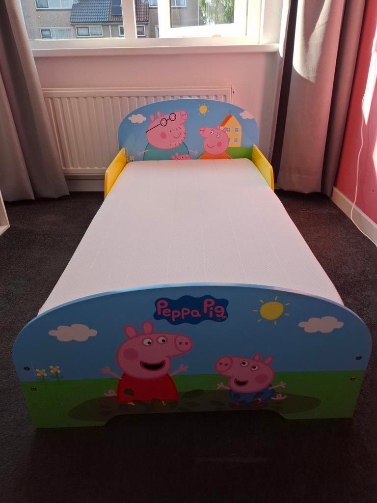 Peppa Big peuterbed incl matras, Kinderen en Baby's, Kinderkamer | Bedden, Ophalen, 140 tot 160 cm, 70 tot 85 cm, Matras