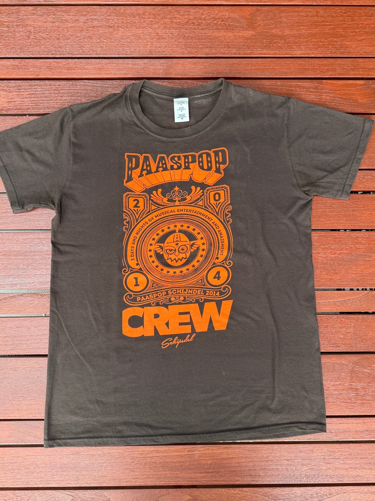 Paaspop 2014 Crew T-shirt - Bruin/Oranje Maat M, Ophalen of Verzenden, Zo goed als nieuw, Bruin, Korte mouw