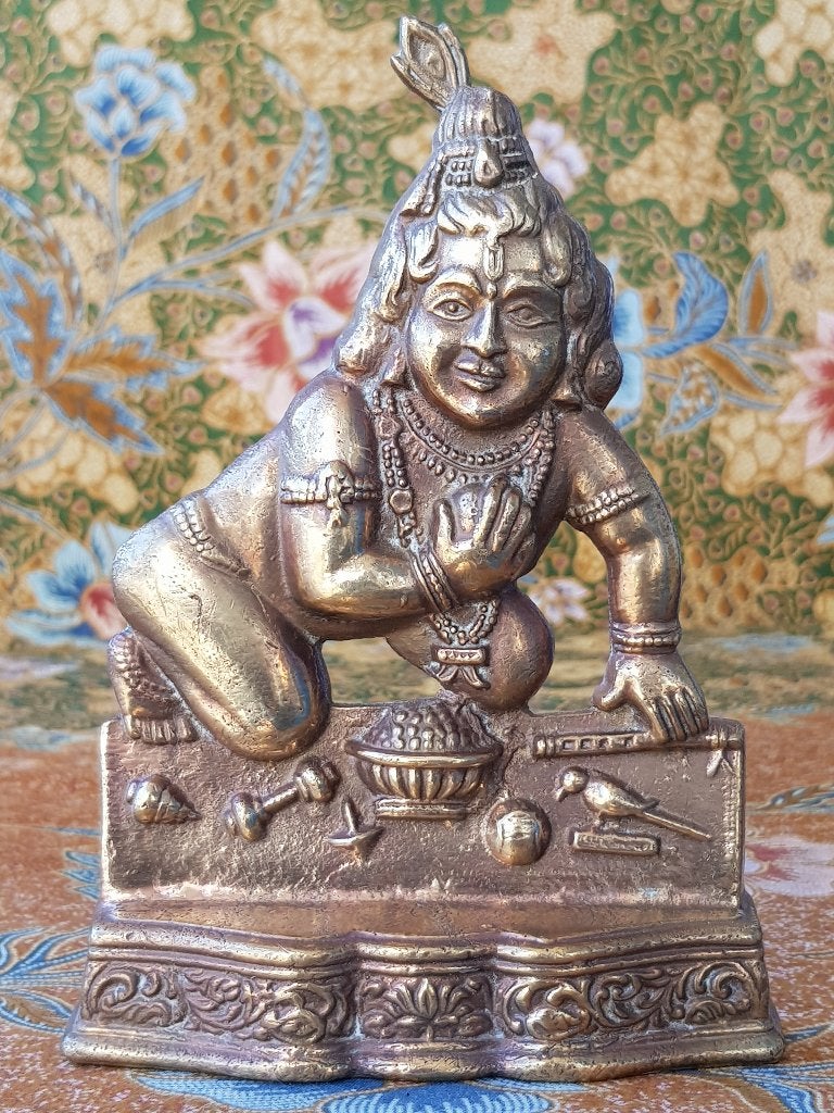 Oud koper beeldje uit India van een jonge Krishna 16,2 cm., Goud, India, Handgemaakt, Ophalen of Verzenden