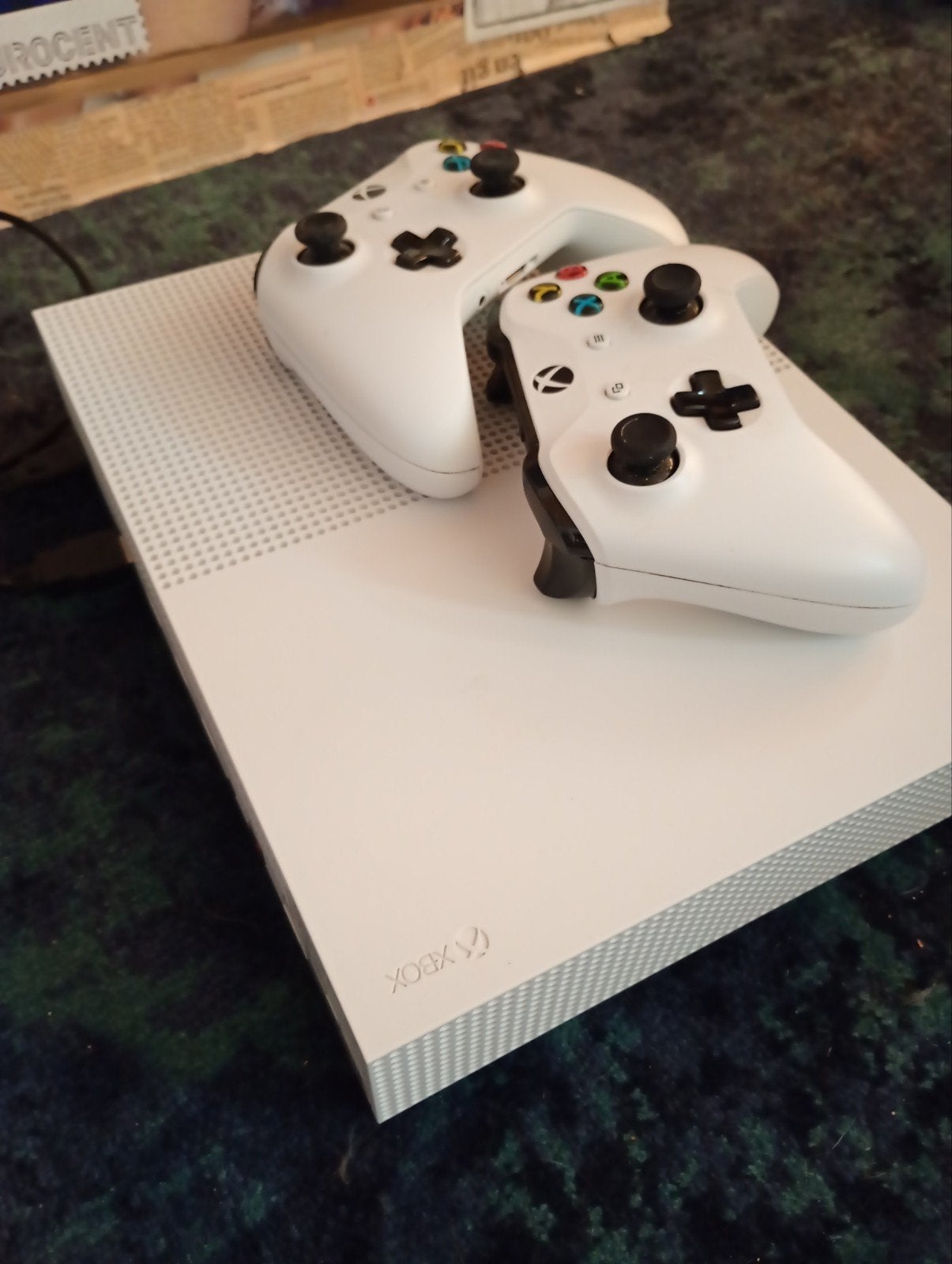 Xbox One S met 2 controllers, Spelcomputers en Games, Ophalen, Gebruikt, Met 2 controllers, Xbox One S