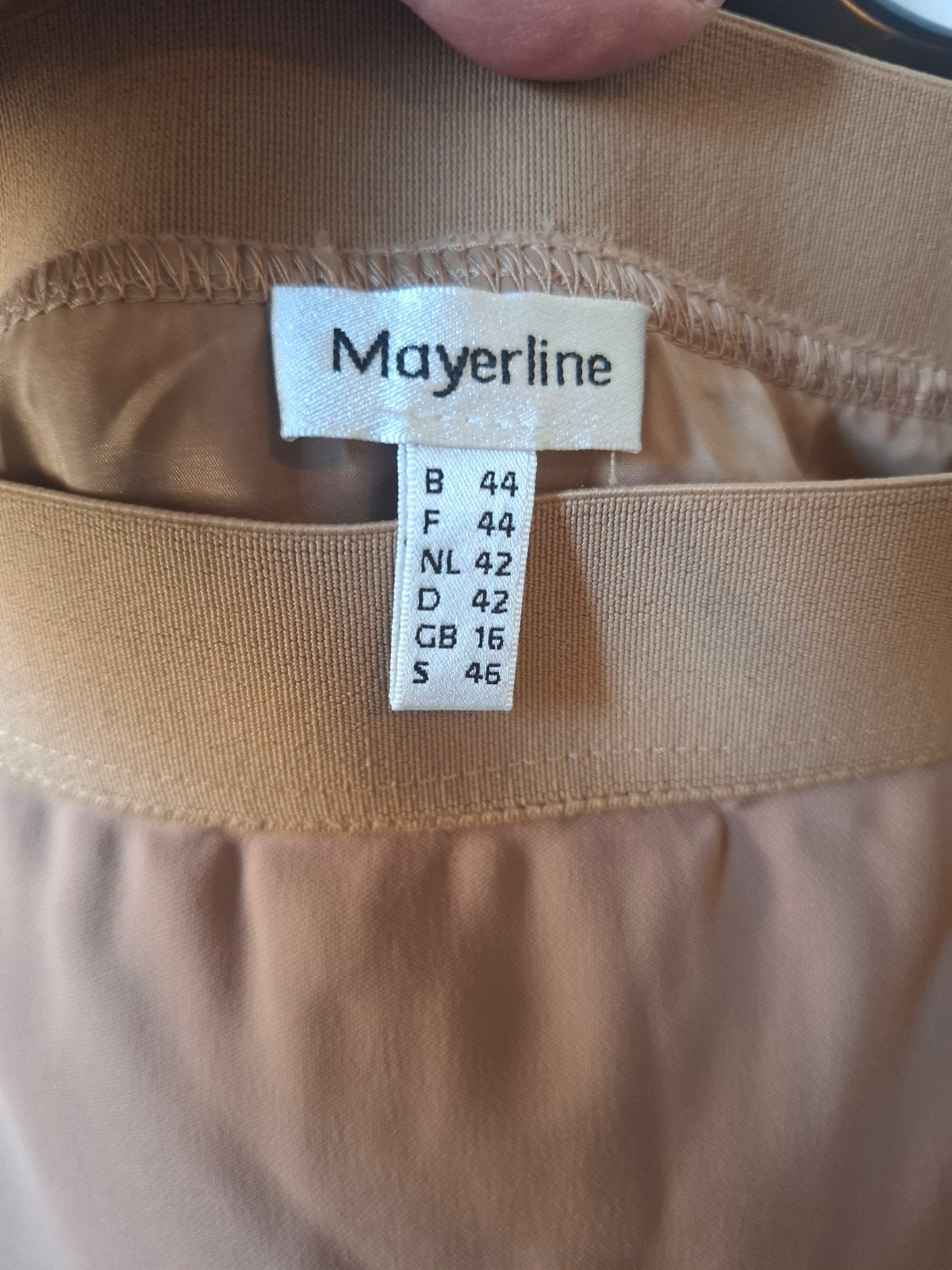 Mayerline beige rechte rok maat 42, Kleding | Dames, Mayerline, Beige, Maat 42/44 (L), Ophalen of Verzenden