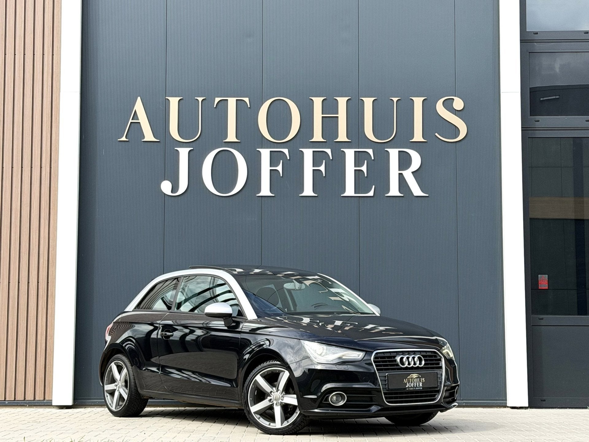 Audi A1 1.2 TFSI | Panodak | Led/Xenon | Rijklaar!, Auto's, Voorwielaandrijving, 86 pk, 4 cilinders, 4 stoelen