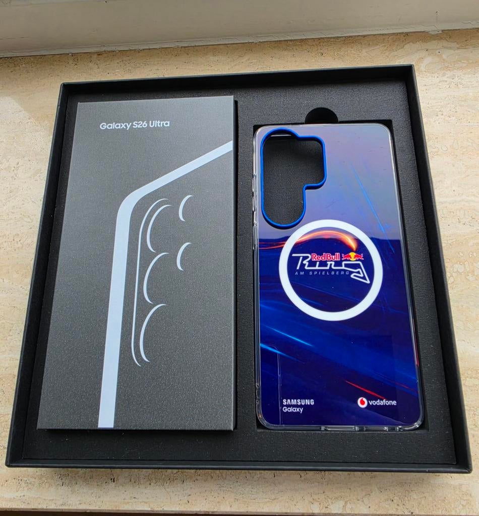 Samsung S26 Ultra Speciale Editie Red Bull Hoesje, Ophalen of Verzenden, Nieuw