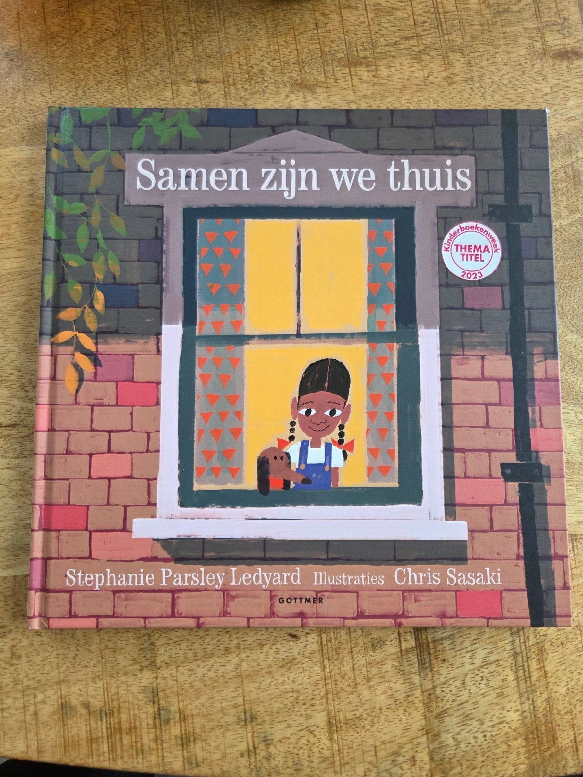Samen zijn we thuis - Prentenboek Stephanie Parsley Ledyard, Ophalen of Verzenden, Zo goed als nieuw, Stephanie Parsley Ledyard