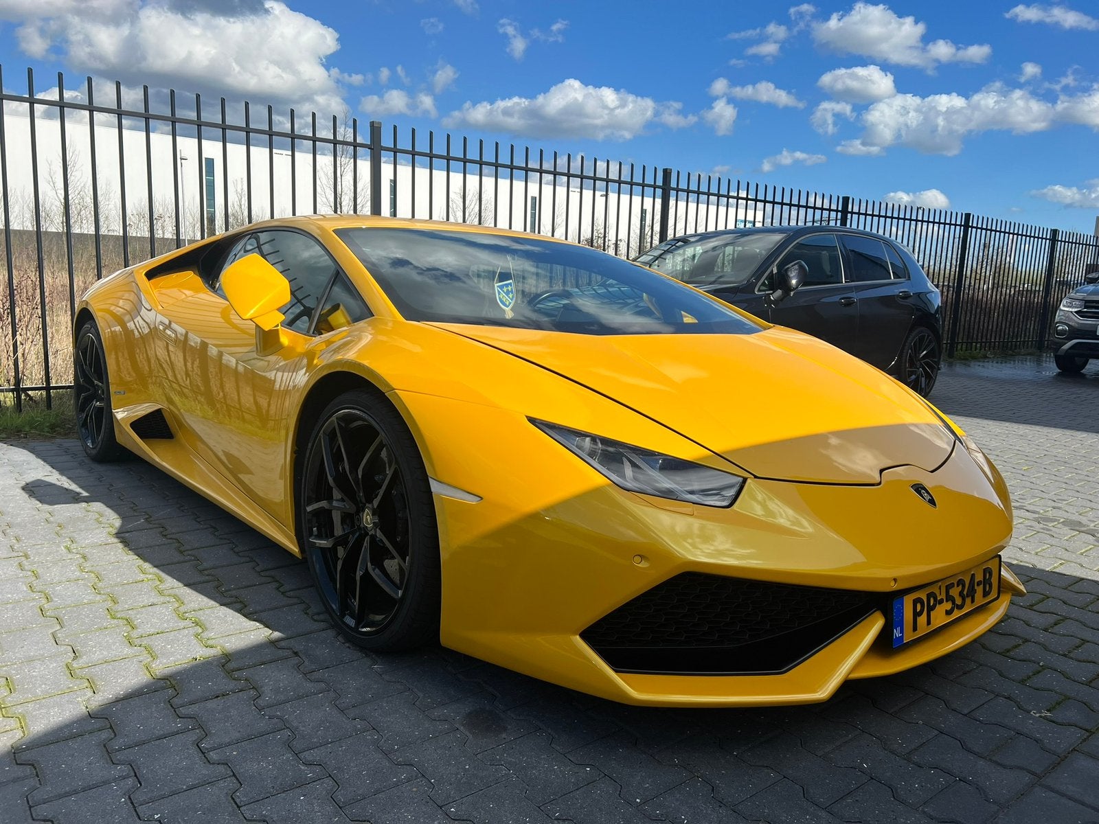 Lamborghini Huracán LP610-4 Avio Lift Giallo Orion Lak, Auto's, Lamborghini, Automaat, 5204 cc, 1507 kg, 75 €/maand