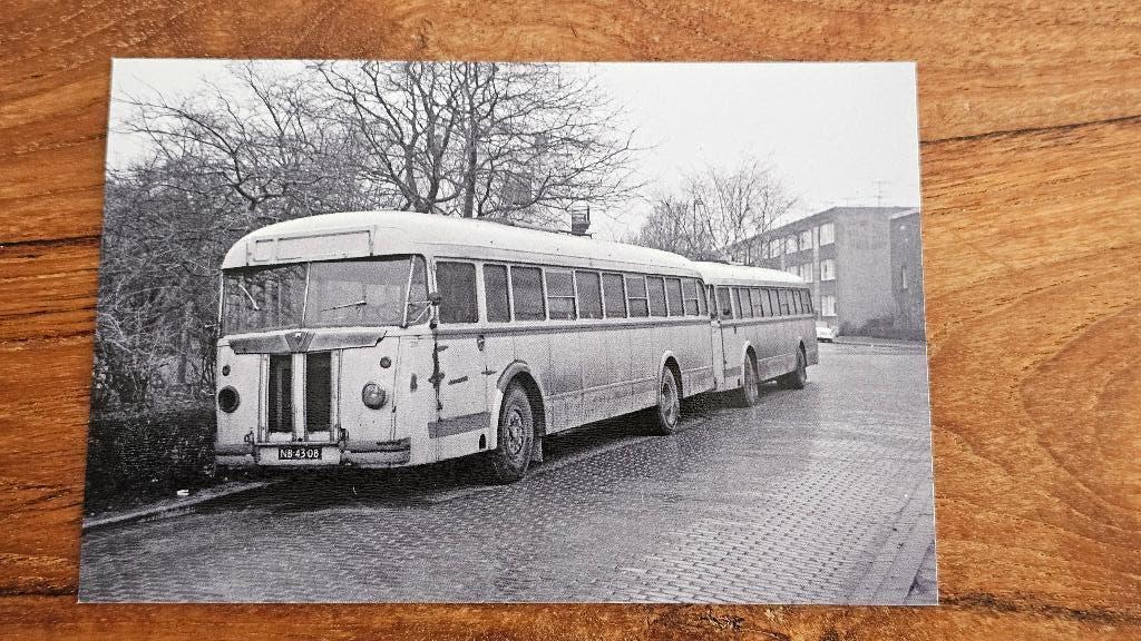 Foto BUS De Jong Rijsoord 211 ex HTM 44, Verzamelen, Spoorwegen en Tramwegen, Gebruikt, Bus of Metro, Overige typen, Verzenden