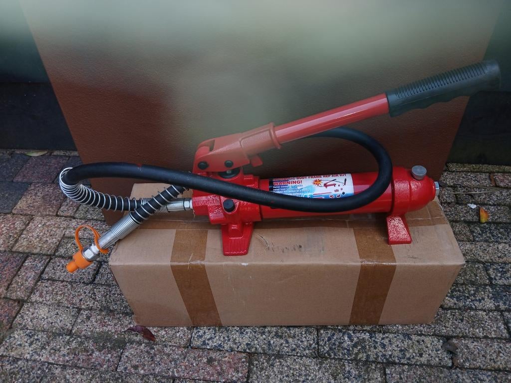 Hydraulische handpomp voor hefcilinder 4 ton, Ophalen of Verzenden, Nieuw, Hydraulisch, Garagekrik