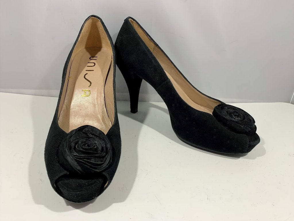 maat 39 Unisa, fraaie zwarte peeptoe pumps, Kleding | Dames, Verzenden, Zwart, Zo goed als nieuw, Schoenen met hoge hakken