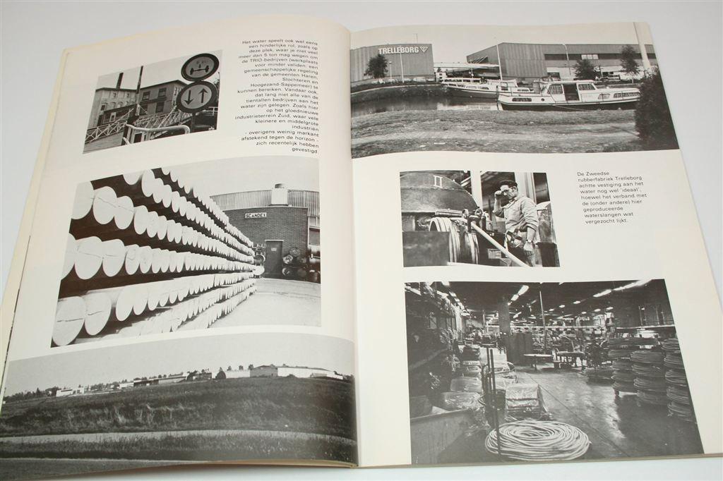 Stad aan de Snelweg — Fotoboek Hoogezand-Sappemeer [1981], Boeken, Geschiedenis | Stad en Regio, Ophalen of Verzenden, Gelezen