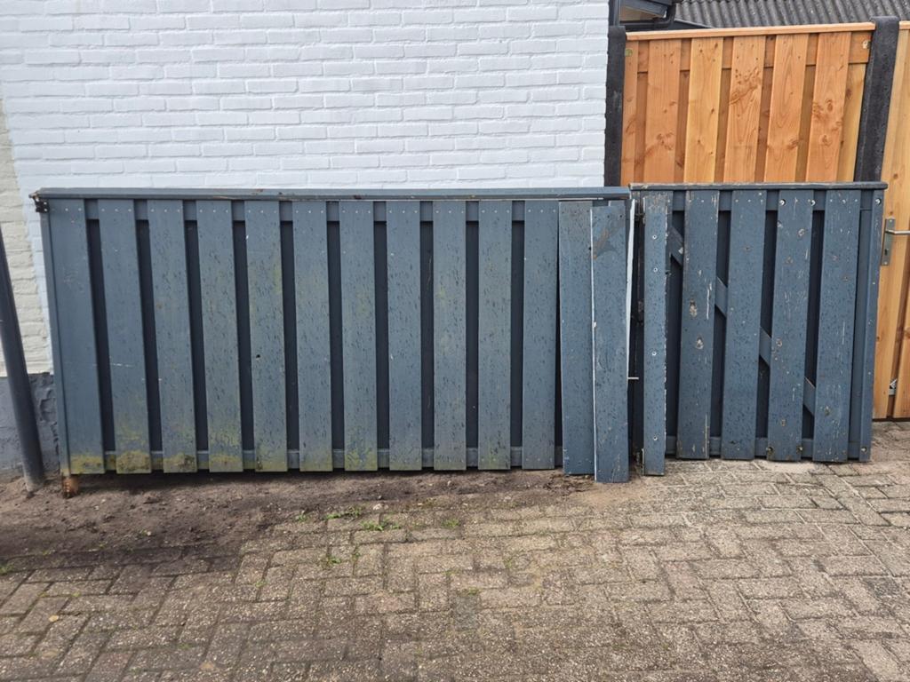 Gratis schutting 367 cm breed en 125 cm hoog, Tuin en Terras, Ophalen, 3 tot 6 meter, Hout, 1 tot 2 meter