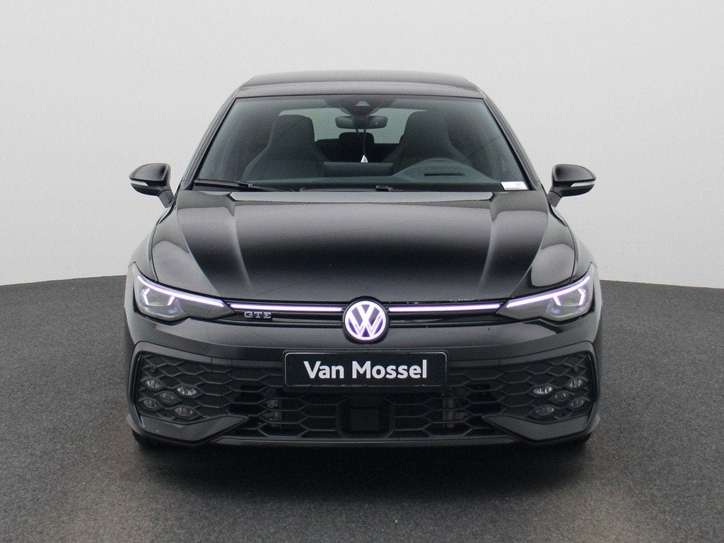 Volkswagen Golf 1.5 eHybrid GTE 272 PK | DEMO | VOLLEDIG LED, 12 maanden, 1498 cc, 4 cilinders, 150 min