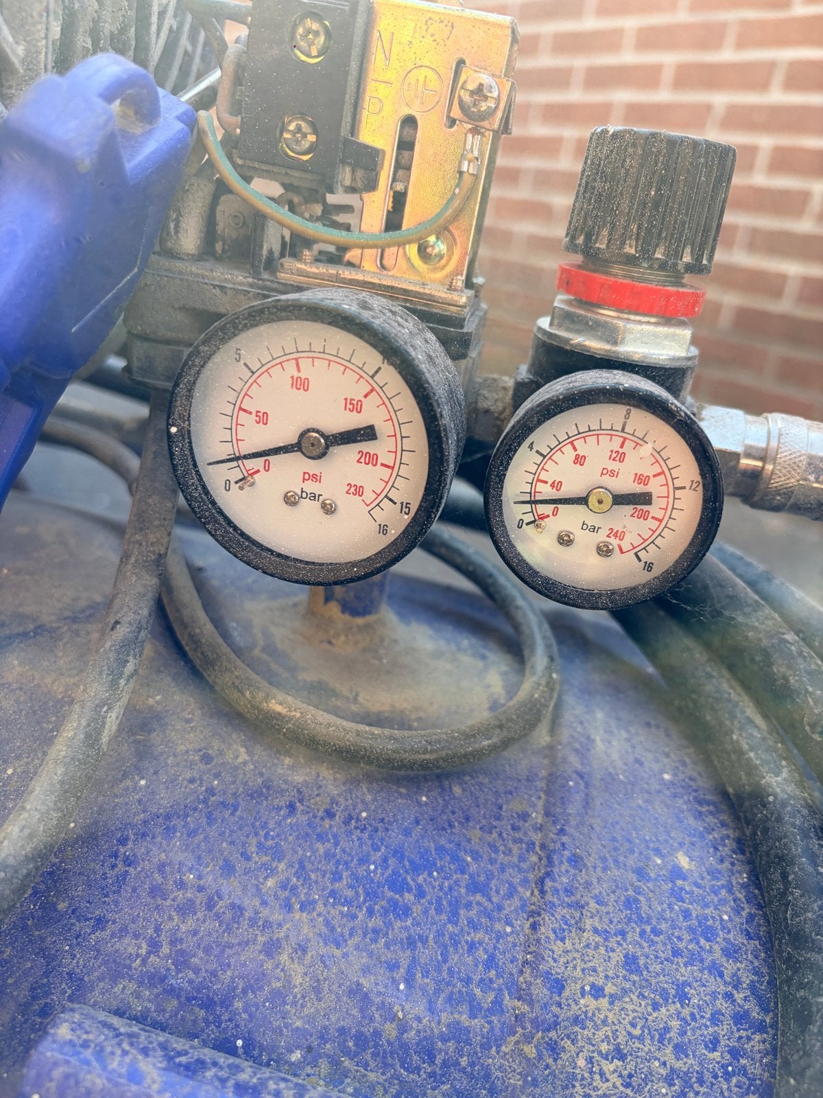 Gebruikte luchtcompressor met 100 liter tank, Gebruikt, M, Ophalen of Verzenden, 200 tot 400 liter/min