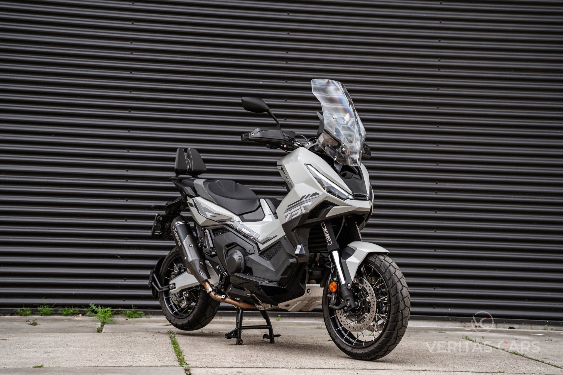 Honda X-ADV 750 2025 Facelift|ABS|Akrapovic|Cruise|Led|DCT|H, Motoren, Scooter, 745 cc, Bedrijf, Handvatverwarming