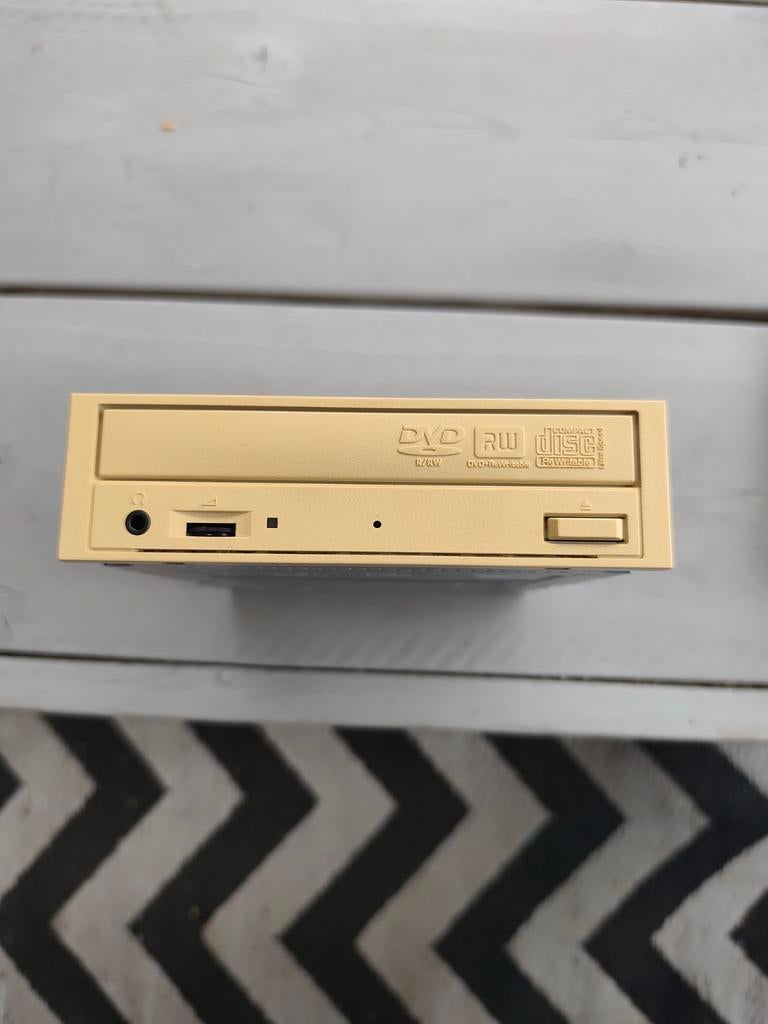 NEC ND-2500A Interne DVD Brander/Lezer IDE Beige, Computers en Software, Optische drives, Intern, Gebruikt, Dvd, Ophalen of Verzenden