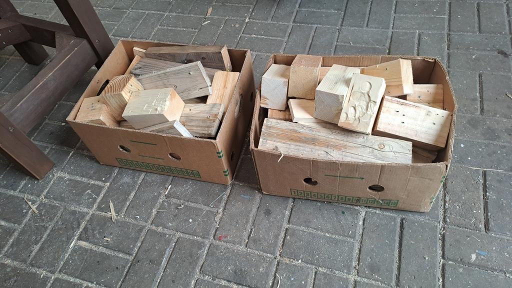 Spijker en verfvrij droog brandhout meerdere dozen, Minder dan 3 m³, Ophalen