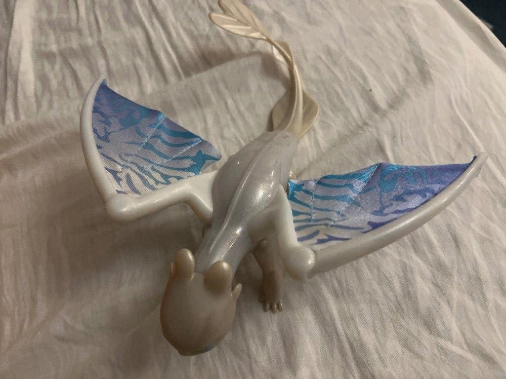 Dreamworks Dragons Lightfury Deluxe Dragon actiefiguur., Ophalen of Verzenden, Zo goed als nieuw