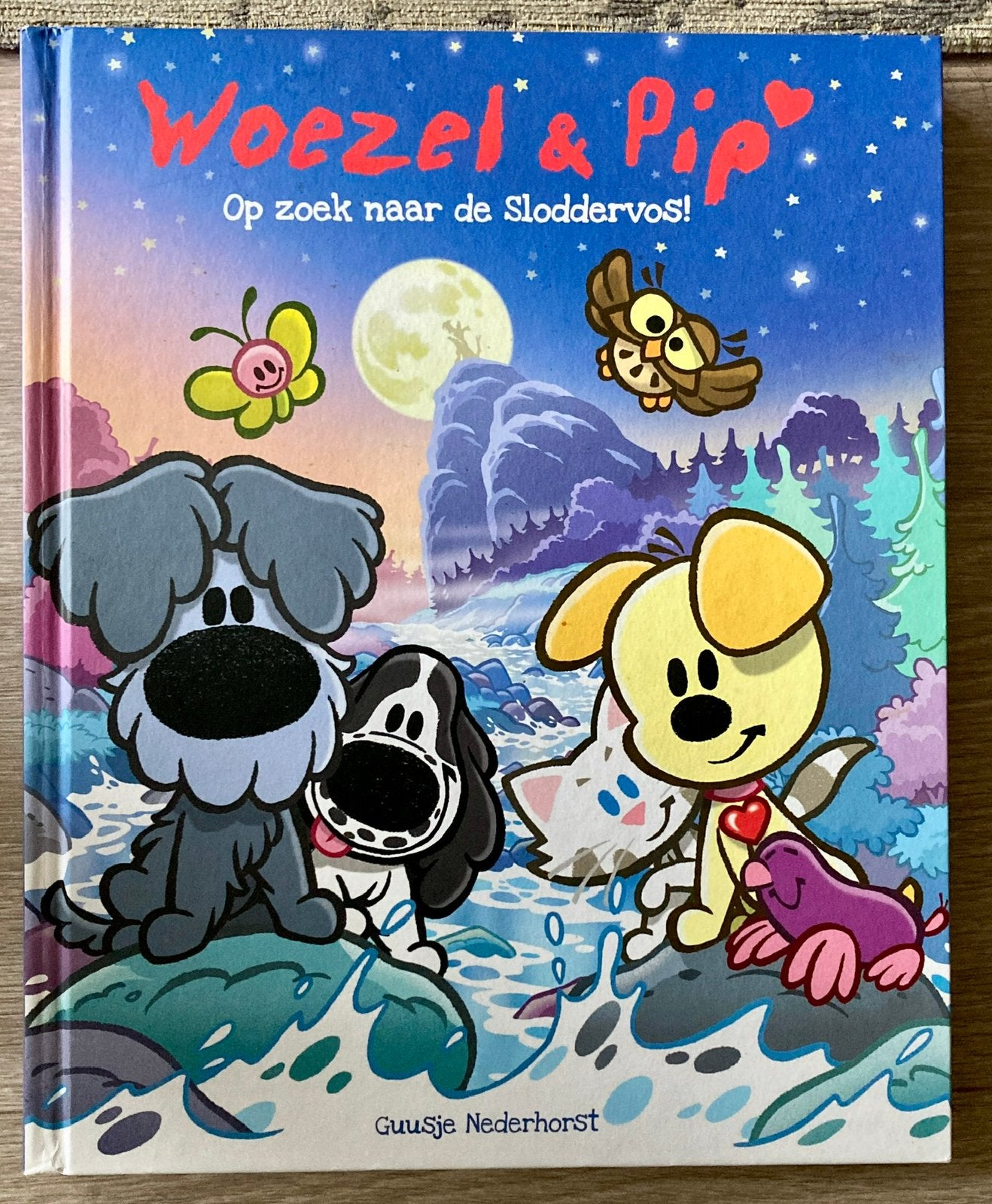 Woezel en Pip - Op zoek naar de sloddervos, Ophalen of Verzenden, Zo goed als nieuw, Fictie algemeen
