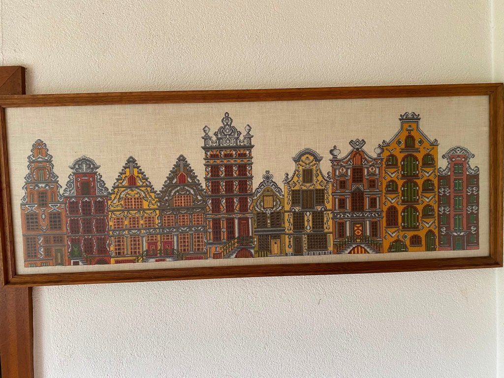 Geborduurde huizen, Ophalen, Gebruikt, Overige thema's