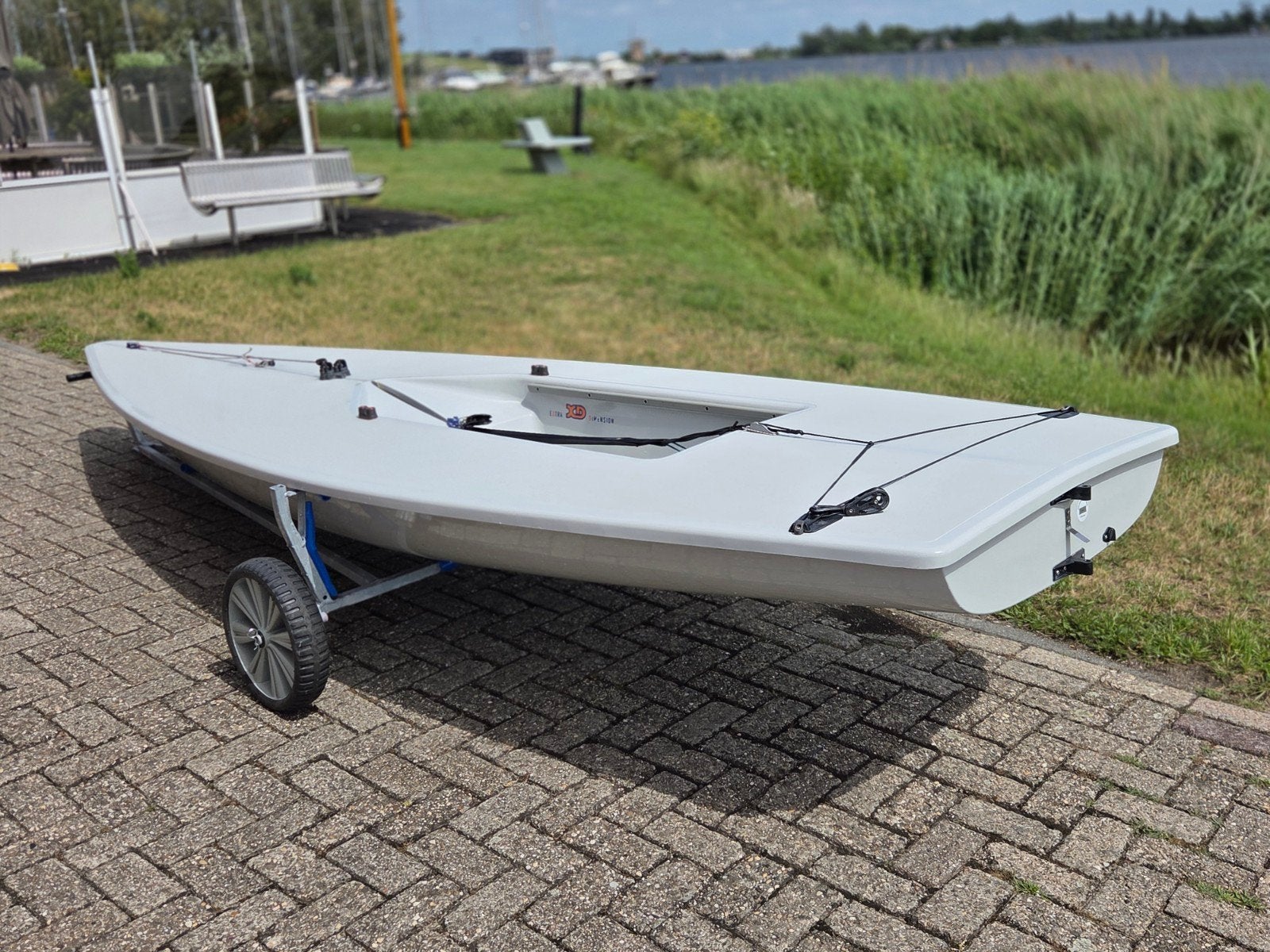 ! Zeer mooie en complete ILCA7 (Laser) wedstrijdboot !, Ophalen, Laser, Gebruikt, Inclusief trailer