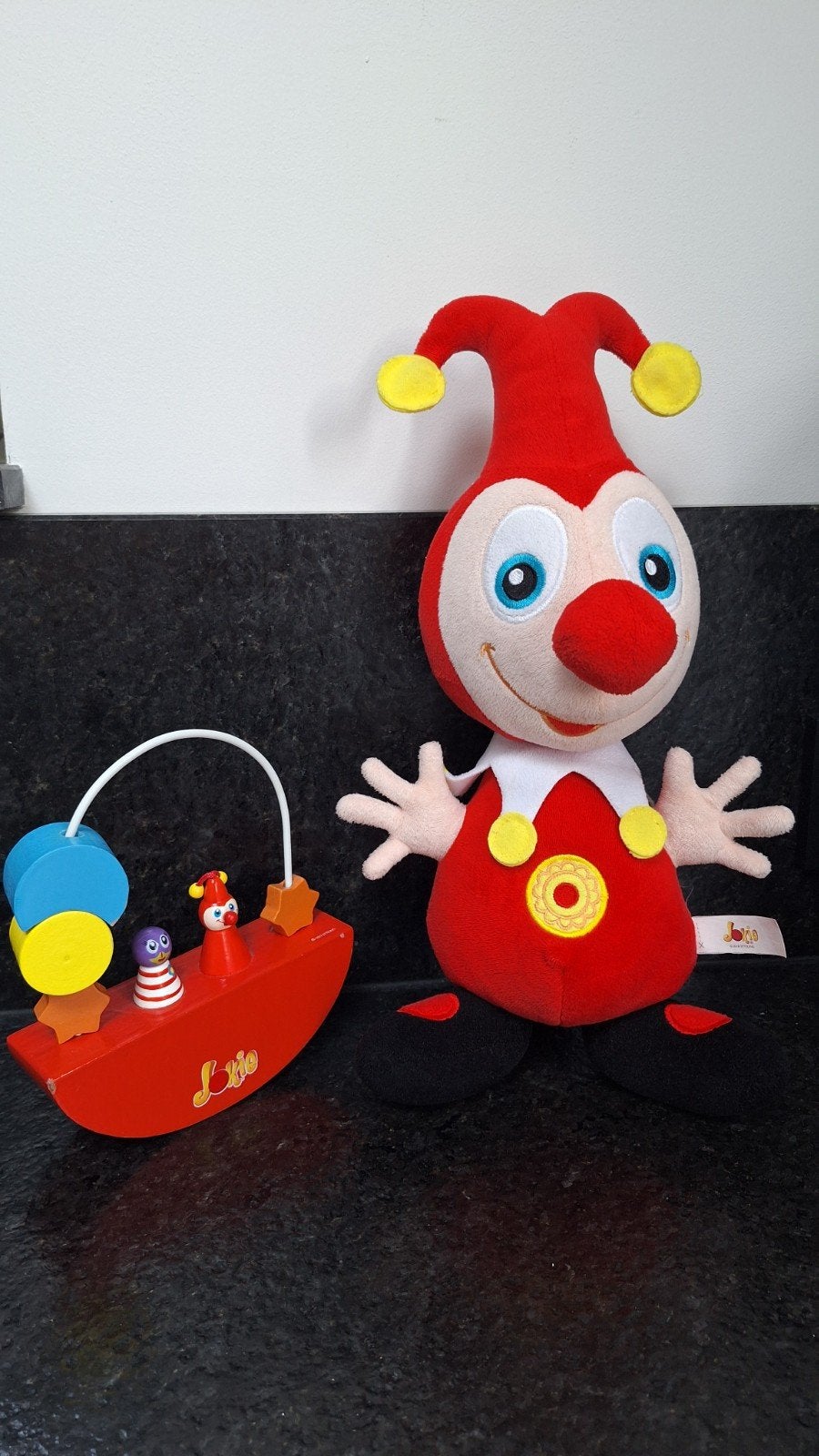 Jokie knuffel 30cm met spiraal speeltje, Ophalen of Verzenden, Overige typen