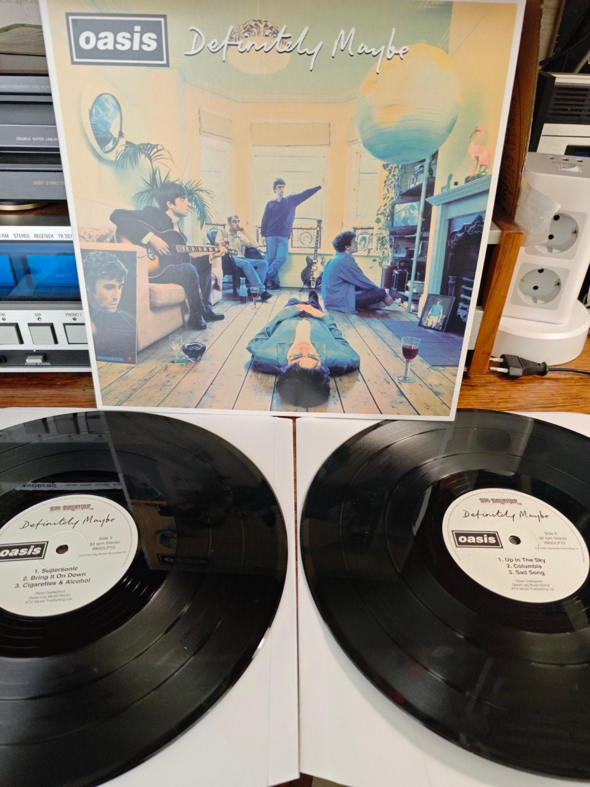 Oasis - Definitely Maybe (Dubbel LP), Cd's en Dvd's, Vinyl | Rock, Zo goed als nieuw, Dubbel-LP, Inclusief binnenhoes, 12 inch