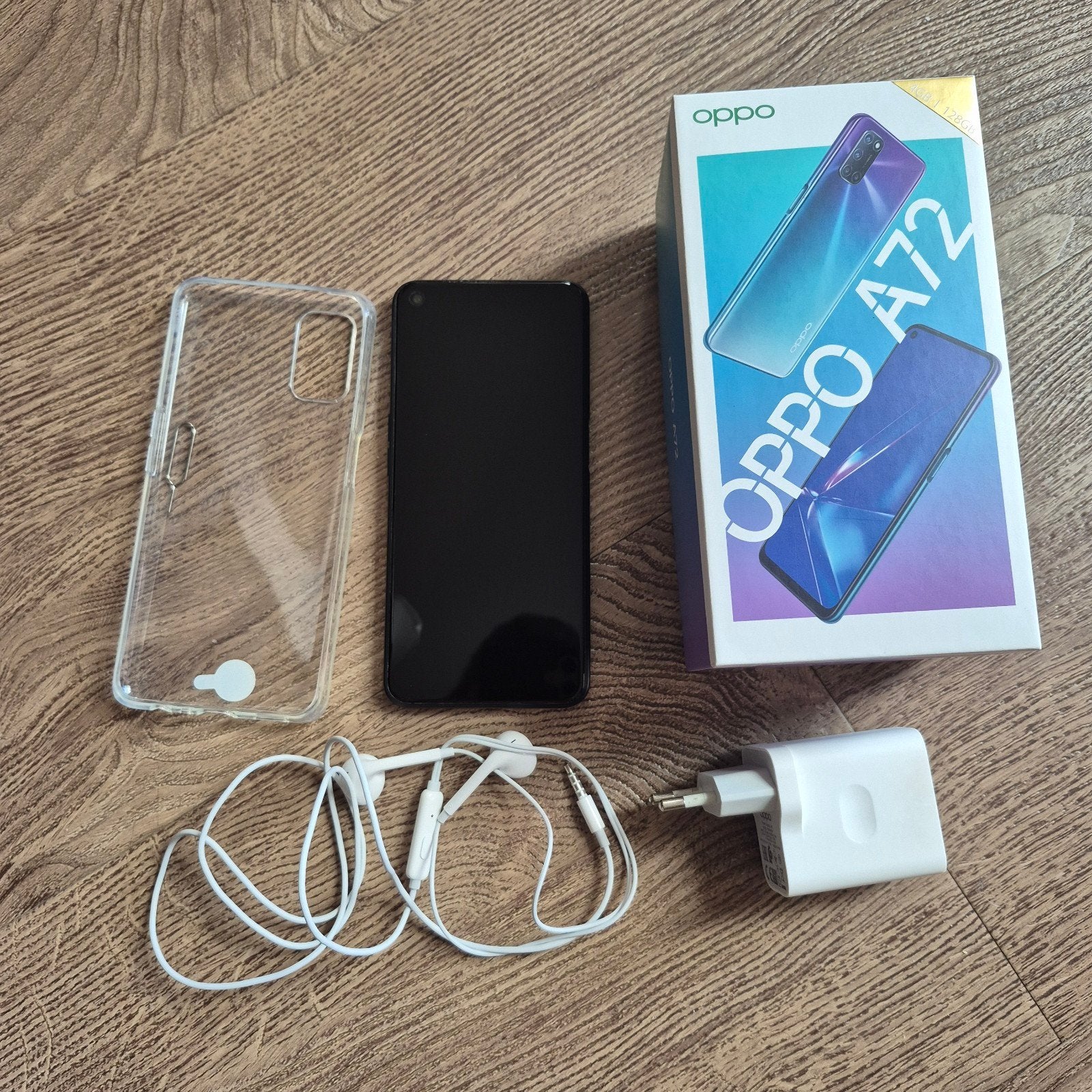 Oppo A72 zgan. Met oortjes, oplaadkabel en stekkerblok, Telecommunicatie, Mobiele telefoons | Overige merken, Ophalen, Zo goed als nieuw