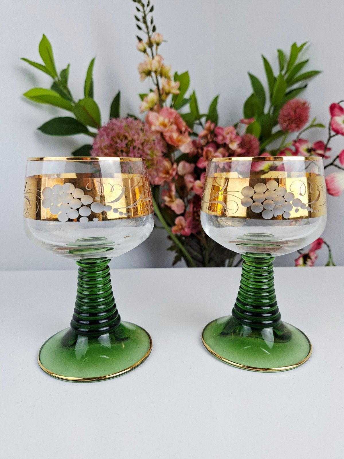 Set van 2 Roemer wijnglazen met gouden decoratie, Antiek en Kunst, Antiek | Glas en Kristal, Ophalen of Verzenden