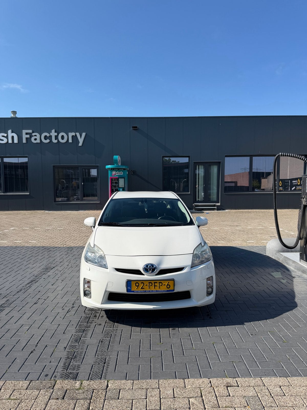 Toyota Prius 1.8 Full Hybrid 136PK Aut 2011 Wit, 1345 kg, 4 cilinders, Wit, Origineel Nederlands