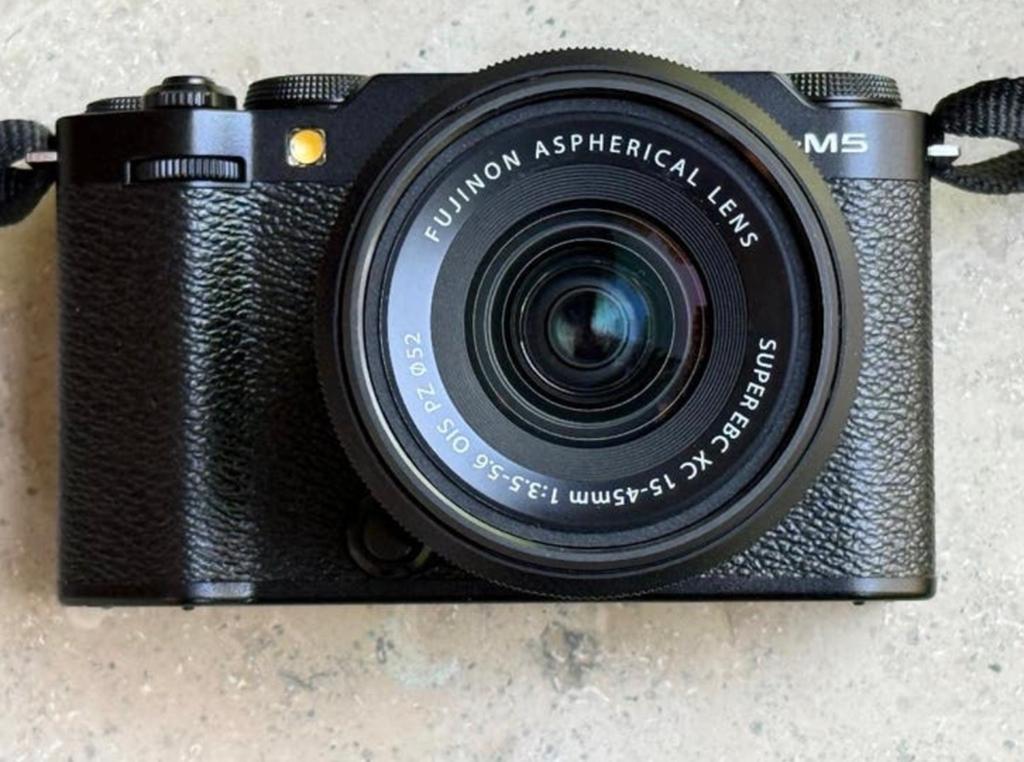 Fujifilm X-M5 + Fujinon XC15-45mm - Nieuwstaat, Garantie, Compact, Ophalen of Verzenden, Zo goed als nieuw, Fuji
