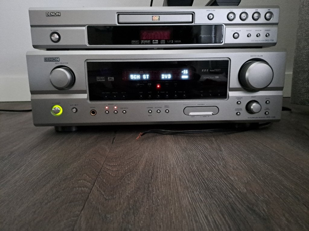 Denon AVR 1306 Surround receiver en DVD + boksen, Ophalen, Zo goed als nieuw, Tuner of Radio, Denon