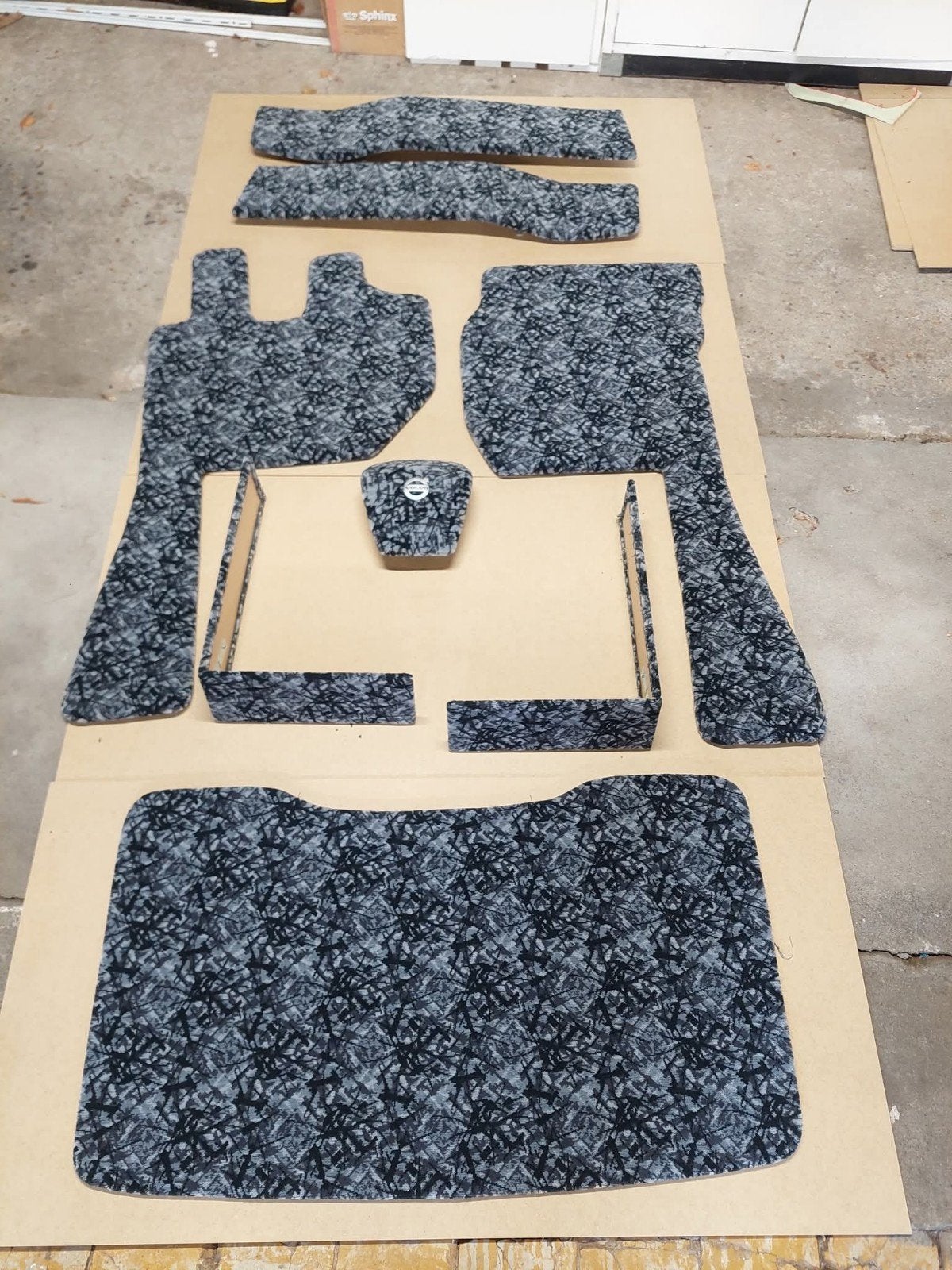 Set deens pluche grijs volvo FH 4 FH 5 Aero, Ophalen, Nieuw, Volvo, Interieur en Bekleding