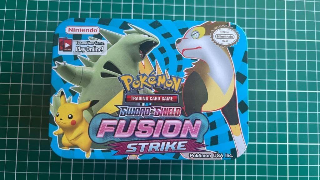 Pokémon TCG Sword & Shield Fusion Strike Boltund Tin, Ophalen of Verzenden, Nieuw, Overige typen