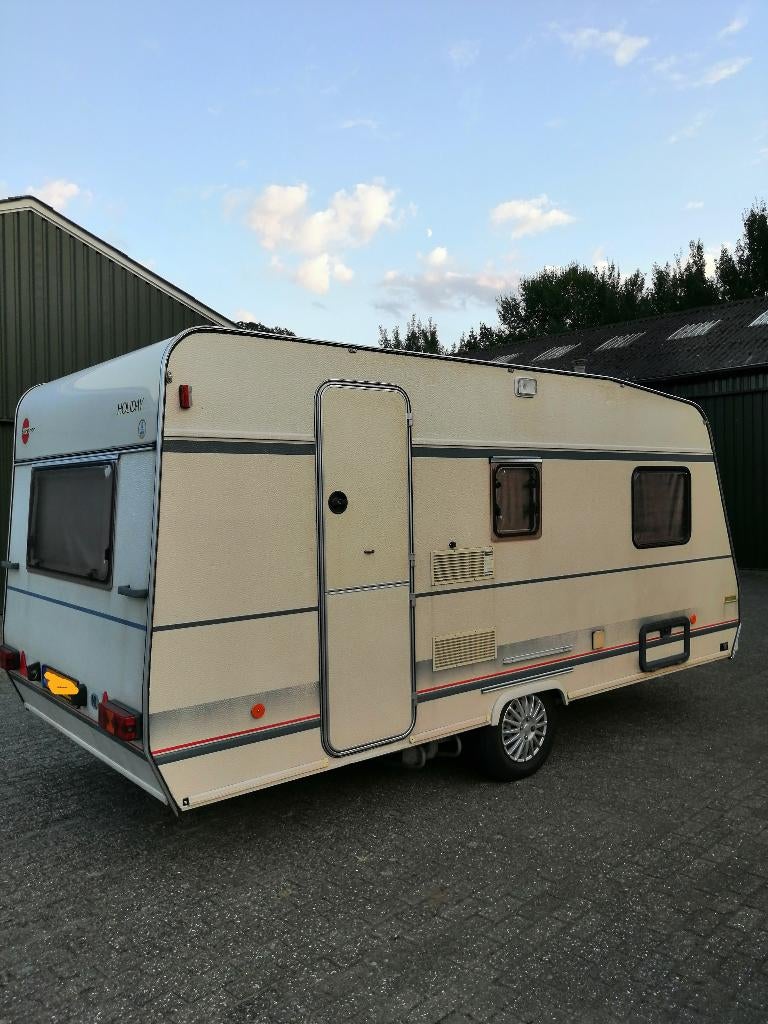 Nette Bürstner Holiday + Dubbele Voortent!, Caravans en Kamperen, Vast bed, Treinzit, 750 - 1000 kg, Particulier