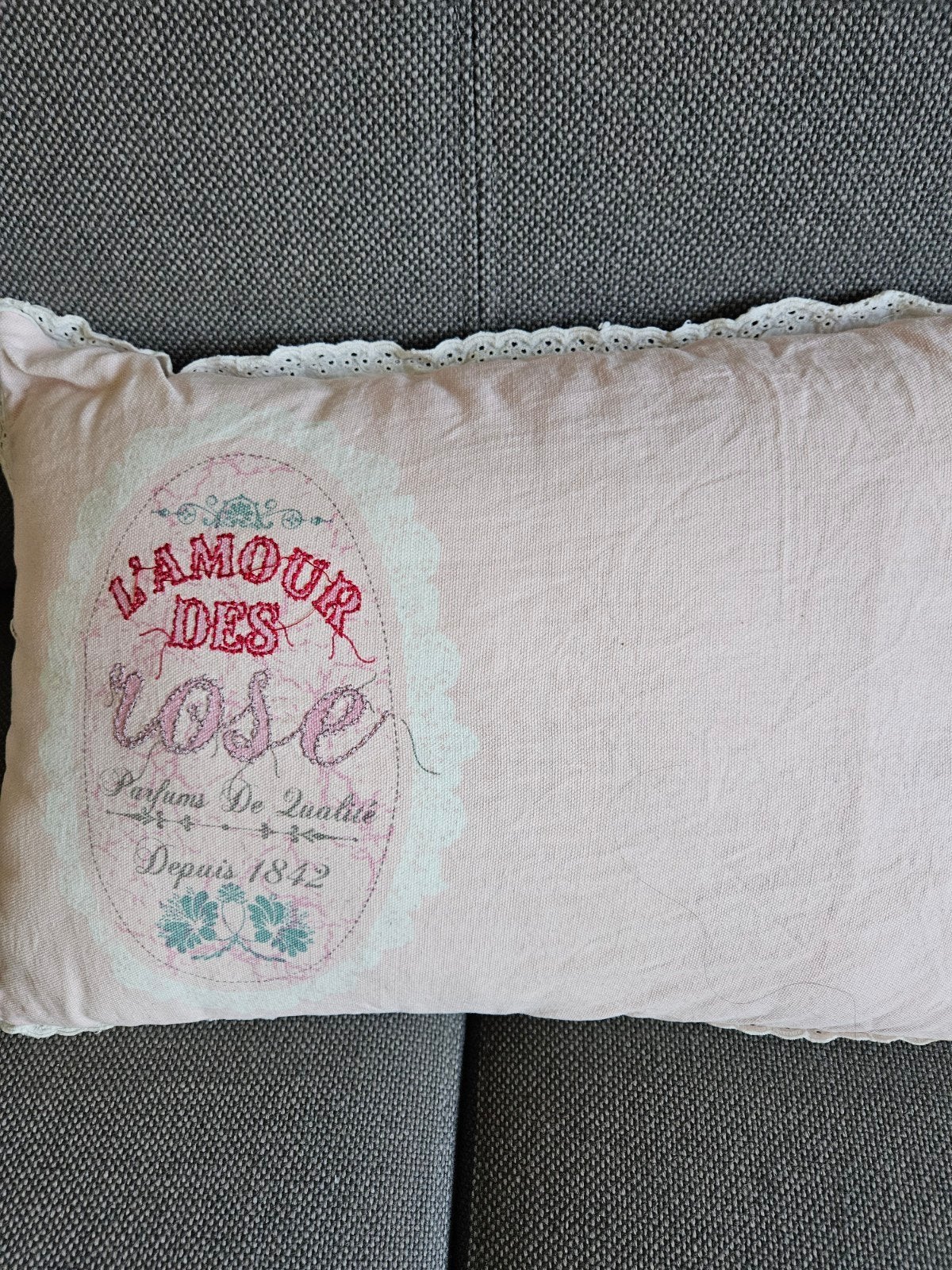 Mooi Riverdale sierkussen in roze tinten, Ophalen of Verzenden, Zo goed als nieuw, Roze, Sierkussen