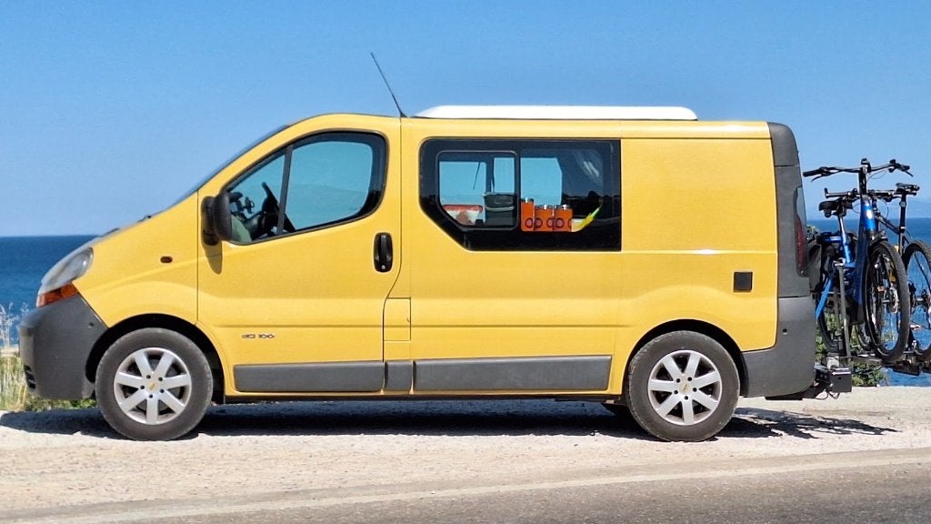 Camperbus Renault Trafic 1.9 Dci, Caravans en Kamperen, Overige merken, Tot en met 2, ESP-stabiliteitscontrole, Particulier
