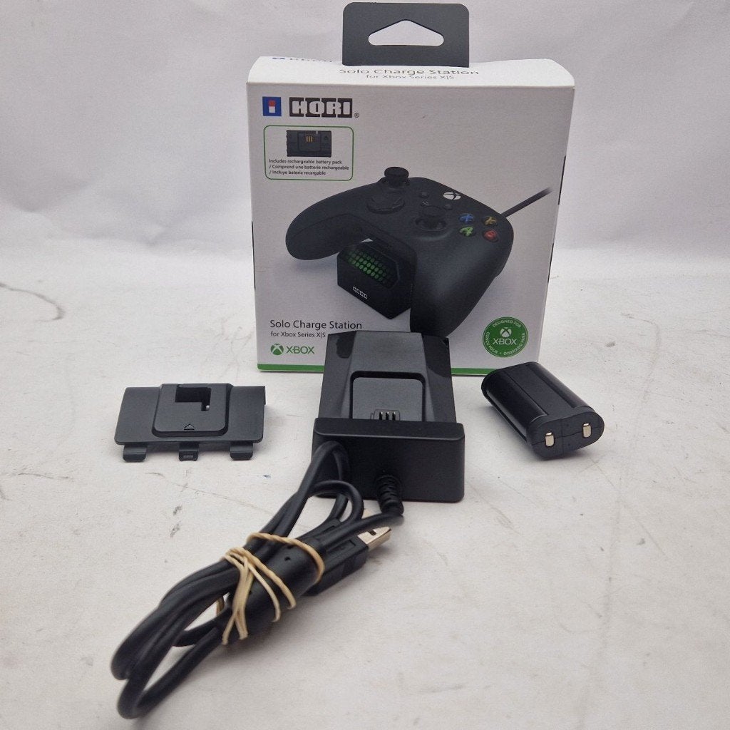 Hori Solo Charge Station - Xbox Series X|S/Xbox One Nu €9.99, Ophalen of Verzenden, Zo goed als nieuw, Met 1 controller