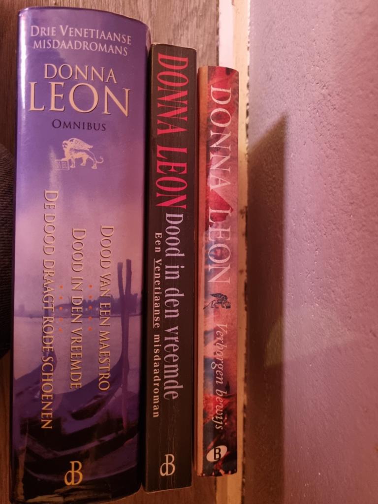 Donna Leon, Boeken, Detectives, Gelezen, Ophalen of Verzenden
