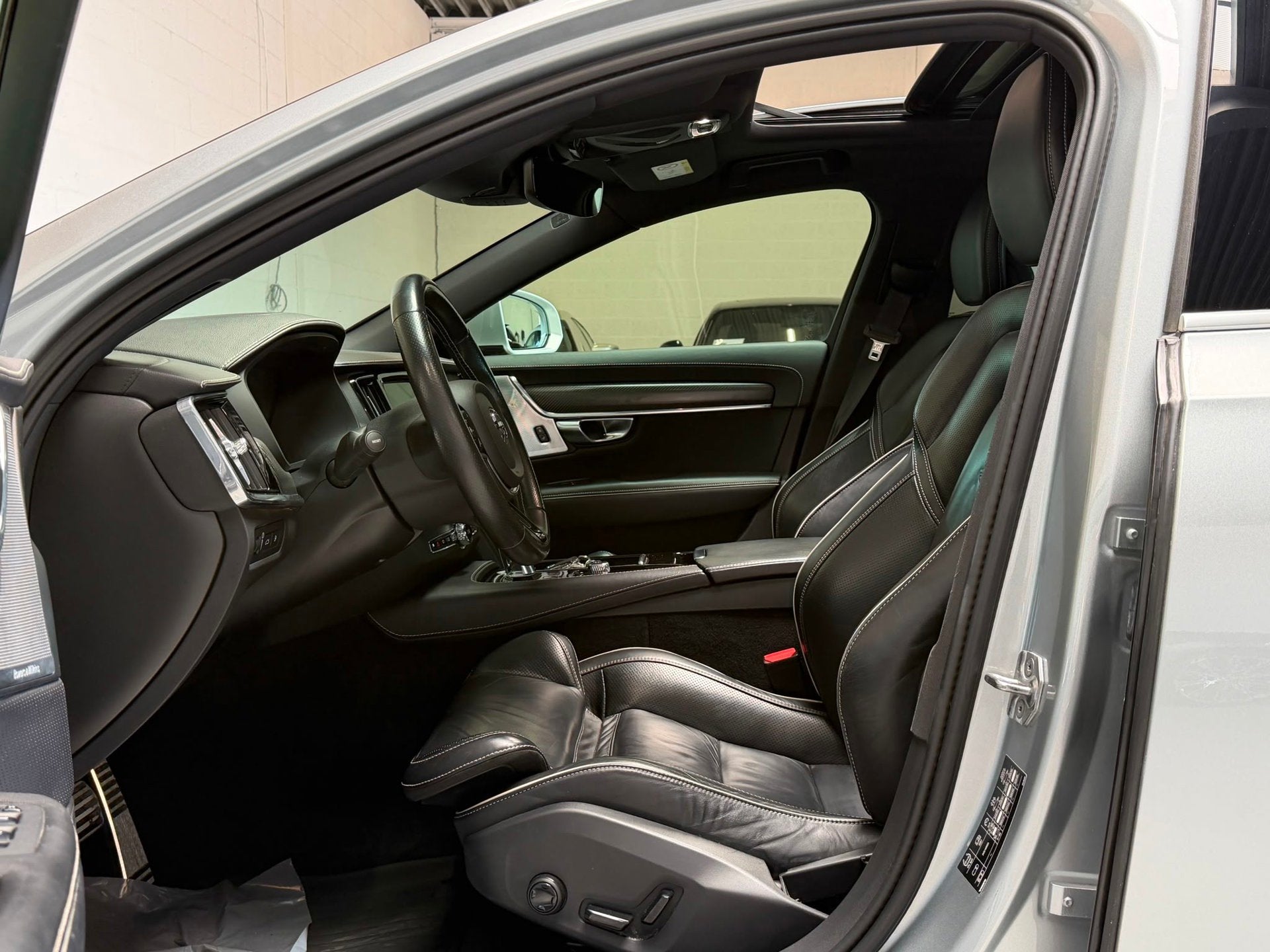 Volvo S90 2.0 T8 AWD Inscription R-Design - BOWERS & WILKINS, Automaat, 1935 kg, Gebruikt, 4 cilinders
