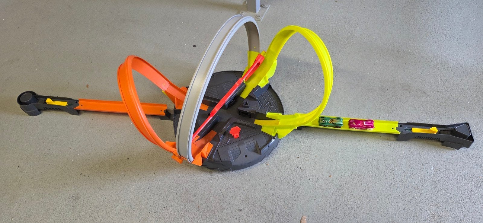 Hot Wheels Racebaan met Looping en Lanceerder, Ophalen, Hot Wheels, Met looping, Elektrisch