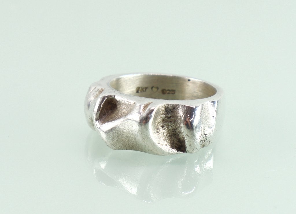 Vintage zilveren ring AKT Tammen Koru Finland, Sieraden, Tassen en Uiterlijk, Antieke sieraden, Ophalen of Verzenden, Zilver, Ring