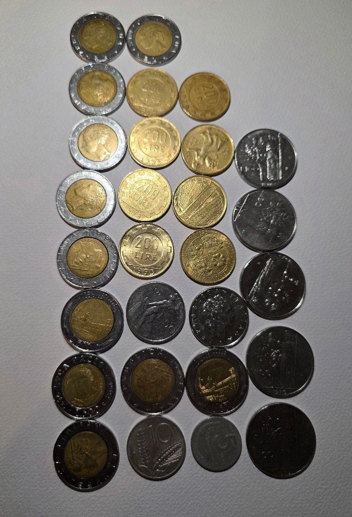 Italiaanse lire munten, Postzegels en Munten, Ophalen of Verzenden, Italië